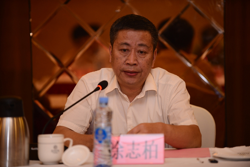 省委第三巡視組涂志柏組長在省投資集團專題民主生活會上點評講話_副本.jpg