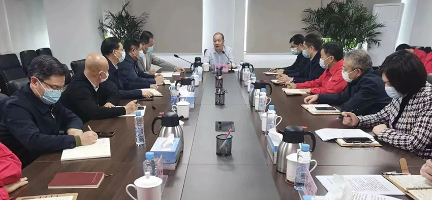 楊建平在天然氣集團宣講黨的二十大精神.jpg